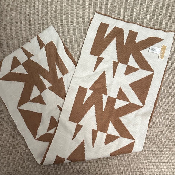 Michael Kors Scarf in Brown and Cream - Picture 1 of 3